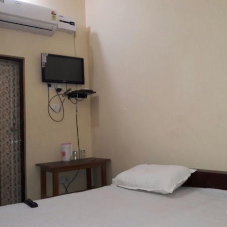 Hotel Ganga Vilas Colonelganj Экстерьер фото